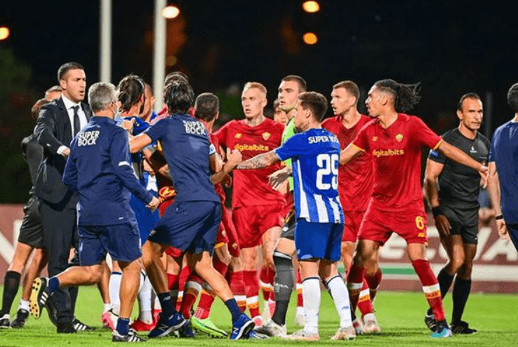 Kaiyun Sports-冲刺阶段罗马调整名单：意大利杯节点到来；质疑声仍在；阵容厚度经受考验(今日欧洲杯2024卫冕冠军意大利抽签分在c组)