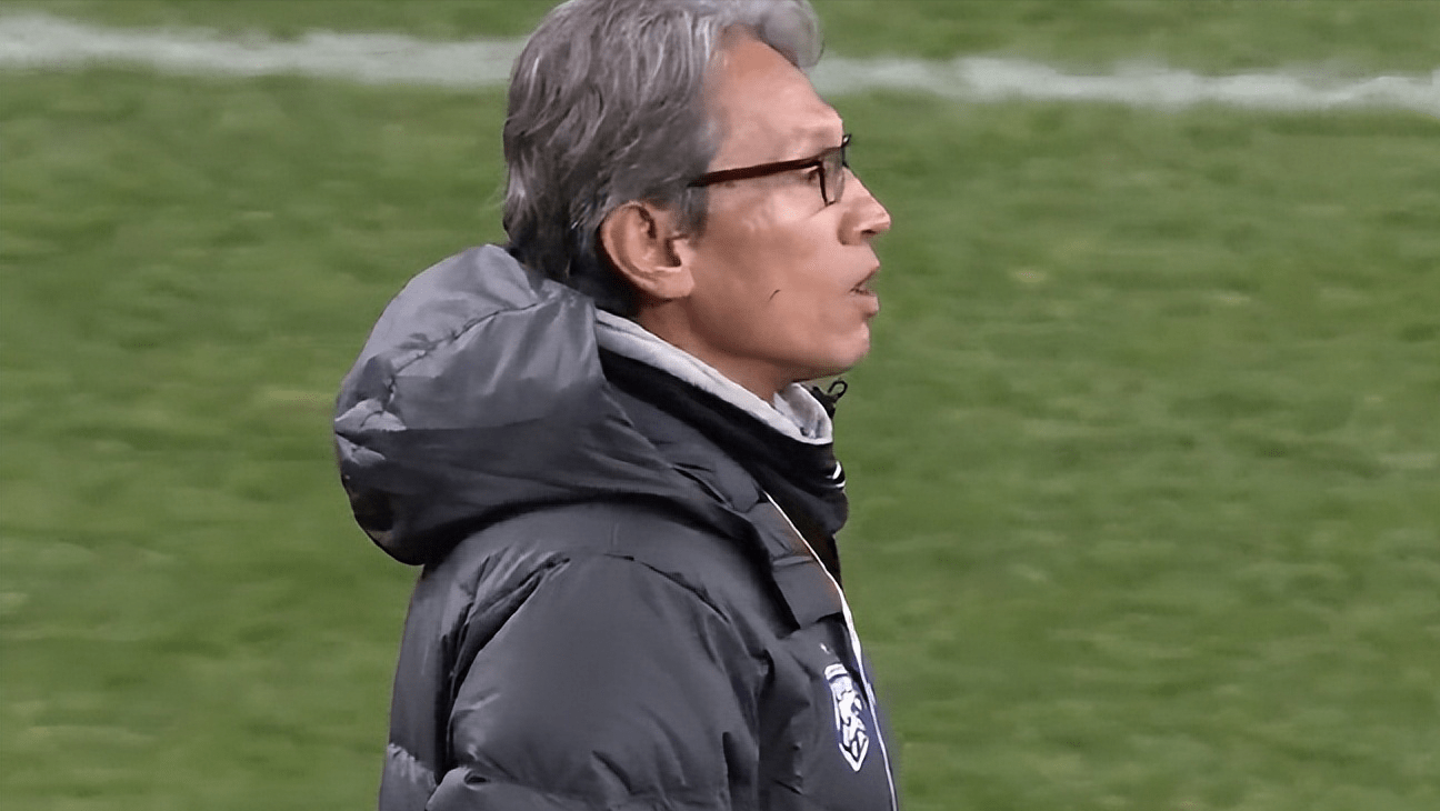 中国开云体育-风云突变印第安纳步行者关键时刻更衣室发声，欧联版图或变，赛场秩序良好，临场指挥获称赞的简单介绍